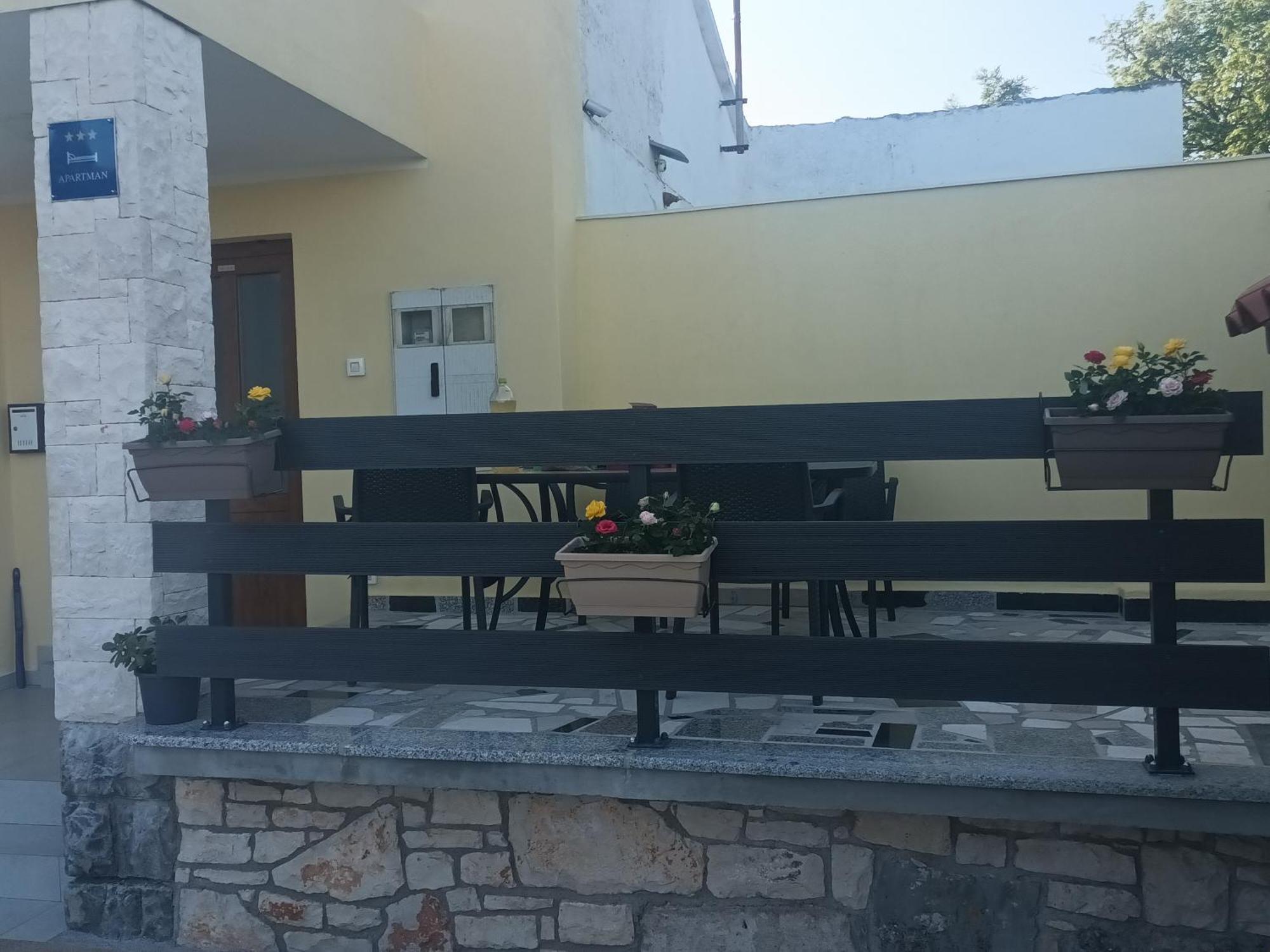Lulic Apartment Labin  Luaran gambar